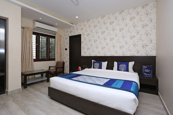 Ram Bagicha Guest house.